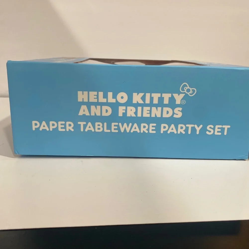 Hello Kitty And Friends Paper‎ Tableware Party Set Christmas Plates Napkins